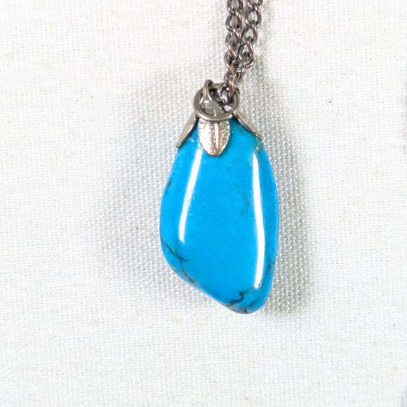Turquoise stone necklace - Picture 4 of 6